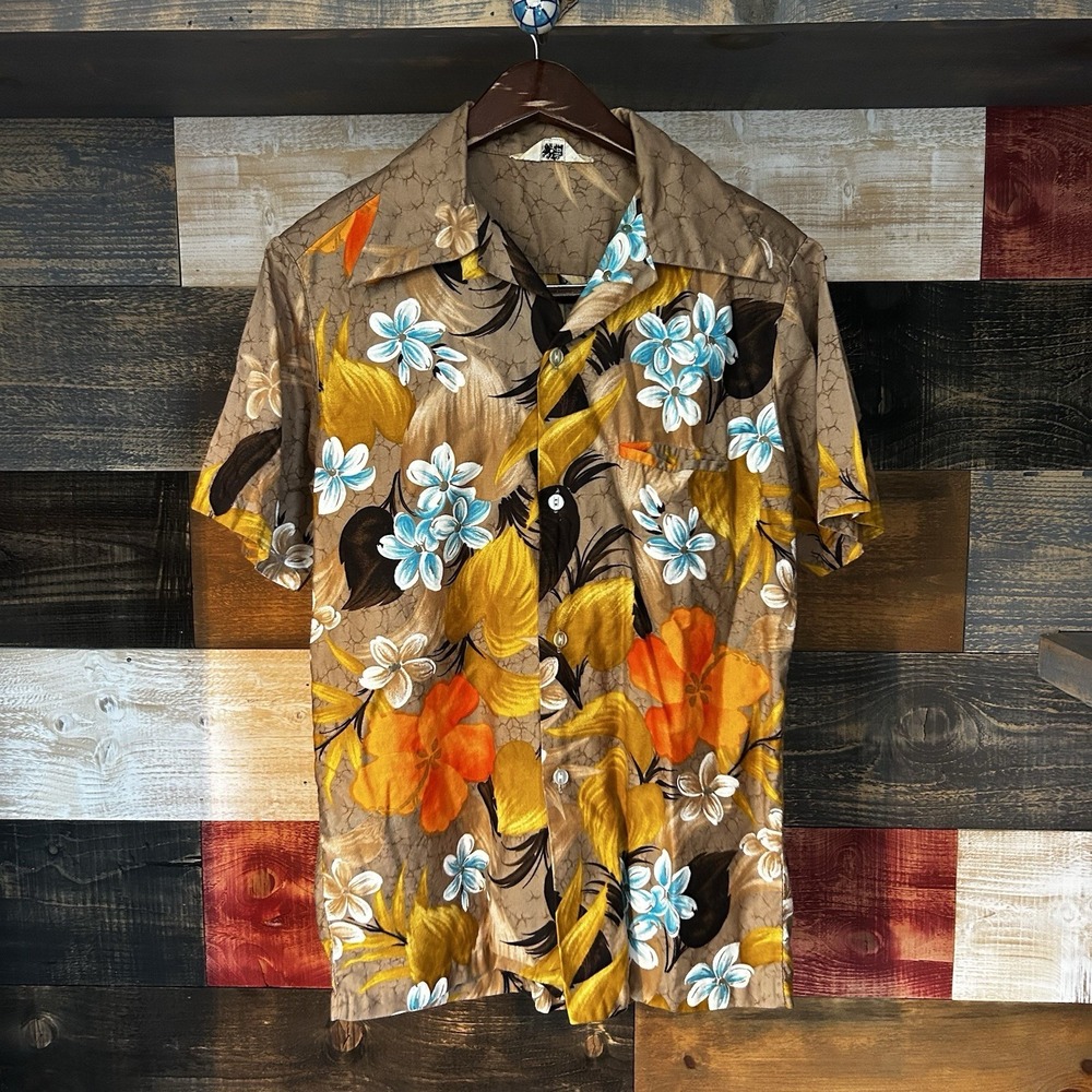 Vtg Reef Shirt Men Multicolor Floral Reef AOP Hawaiian Rayon USA Made Hibiscus